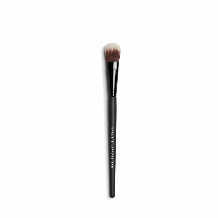 Shade & Diffuse Eye Brush